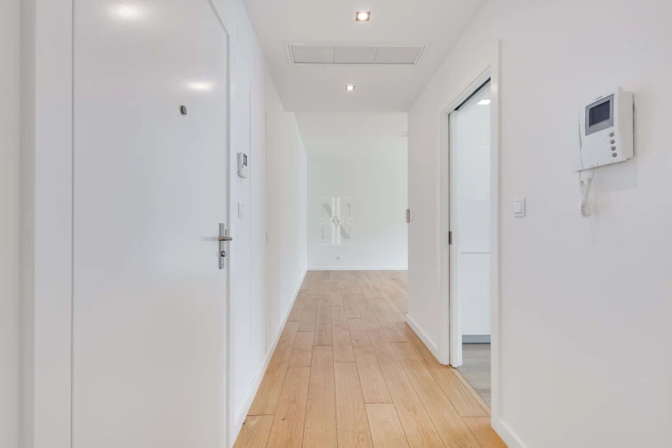 Apartamento T2 para Arrendamento em Lumiar Foto 5
