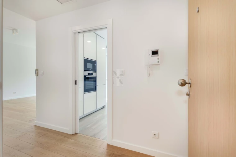 Apartamento T2 para Arrendamento em Lumiar Foto 3