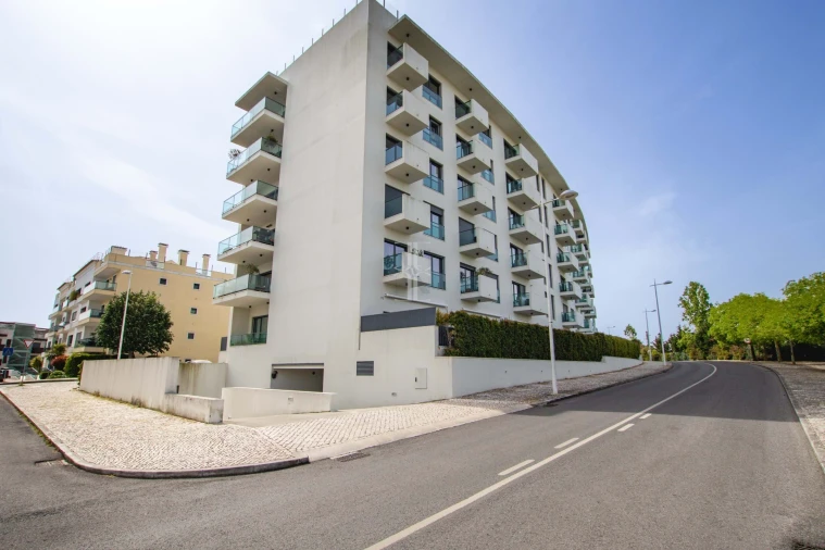 Apartamento T2 para Arrendamento em Lumiar Foto 29