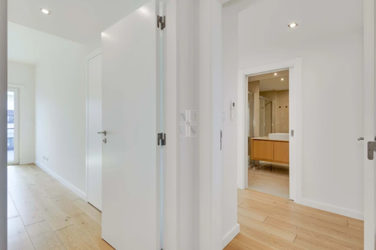 Apartamento T2 para Arrendamento em Lumiar Foto 19