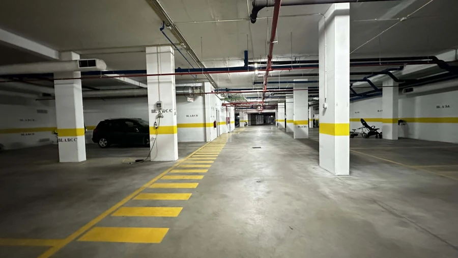 Apartamento T2 para Arrendamento em Lumiar Foto 19