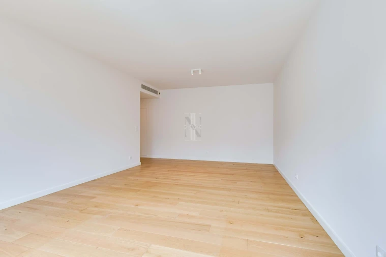 Apartamento T2 para Arrendamento em Lumiar Foto 13