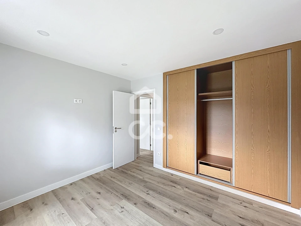 Apartamento T3 para Venda em Santa Maria Maior Foto 11