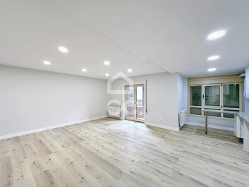 Apartamento T3 para Venda em Santa Maria Maior