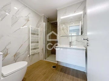 Apartamento T3 para Venda em Santa Maria Maior