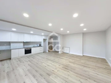 Apartamento T3 para Venda em Santa Maria Maior