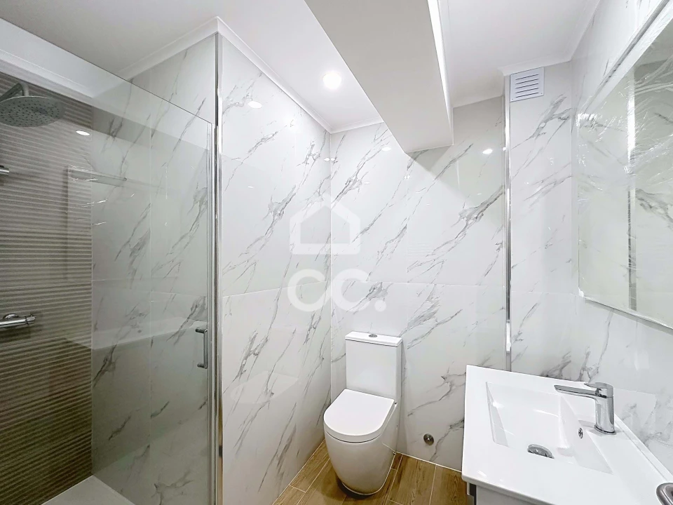 Apartamento T3 para Venda em Santa Maria Maior Foto 4