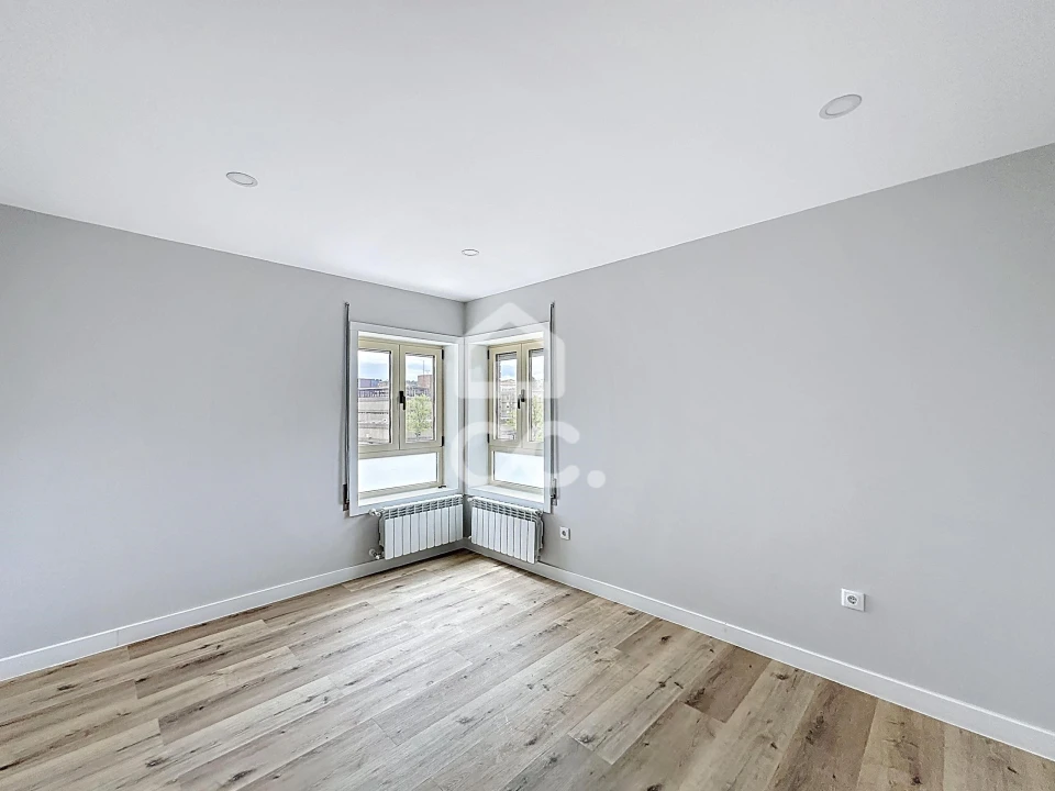 Apartamento T3 para Venda em Santa Maria Maior Foto 8