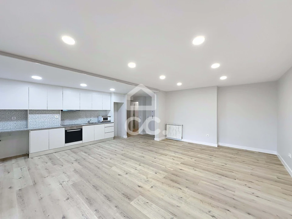 Apartamento T3 para Venda em Santa Maria Maior Foto 1