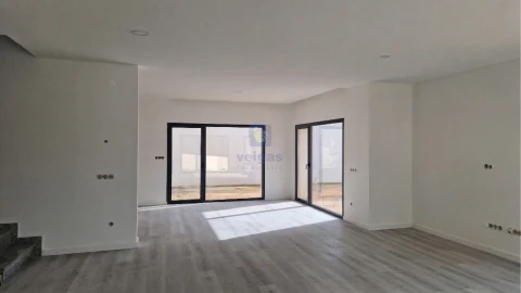 Moradia T4 para Venda em Ansião