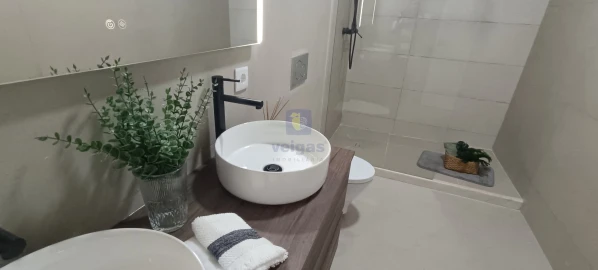 Apartamento T3 para Venda em Benfica