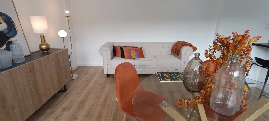 Apartamento T3 para Venda em Benfica Foto 2