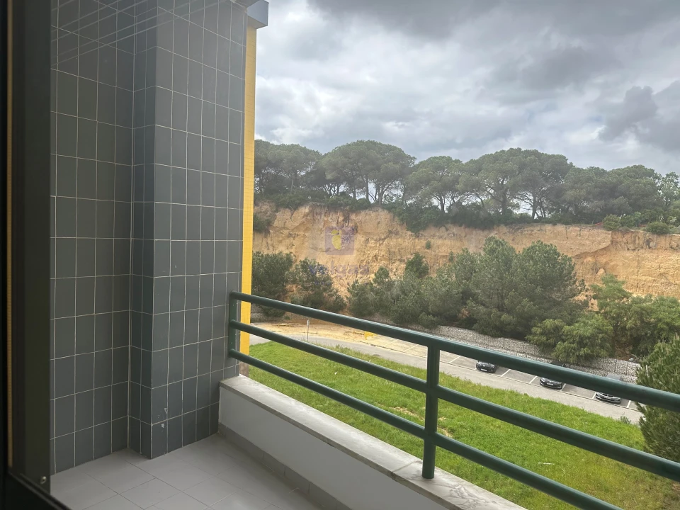 Apartamento T3 para Venda em Laranjeiro e Feijó Foto 22