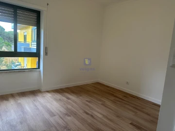 Apartamento T3 para Venda em Laranjeiro e Feijó