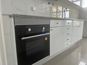 Apartamento T3 para Venda em Laranjeiro e Feijó