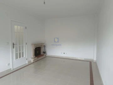 Apartamento T3 para Venda em Laranjeiro e Feijó