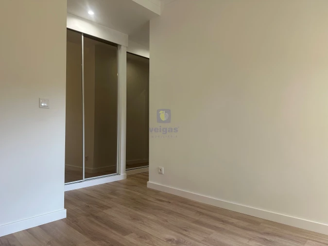 Apartamento T3 para Venda em Laranjeiro e Feijó Foto 14