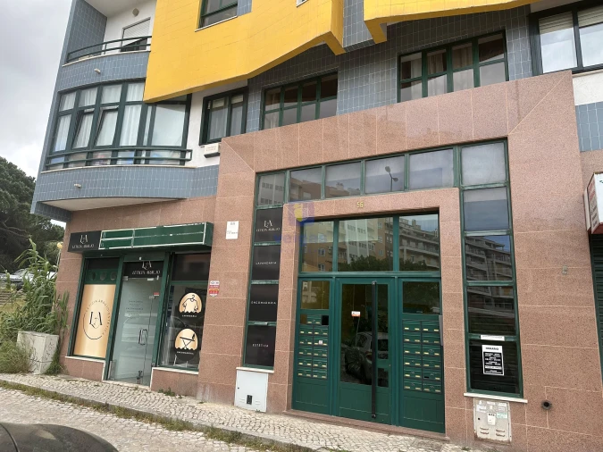 Apartamento T3 para Venda em Laranjeiro e Feijó Foto 42