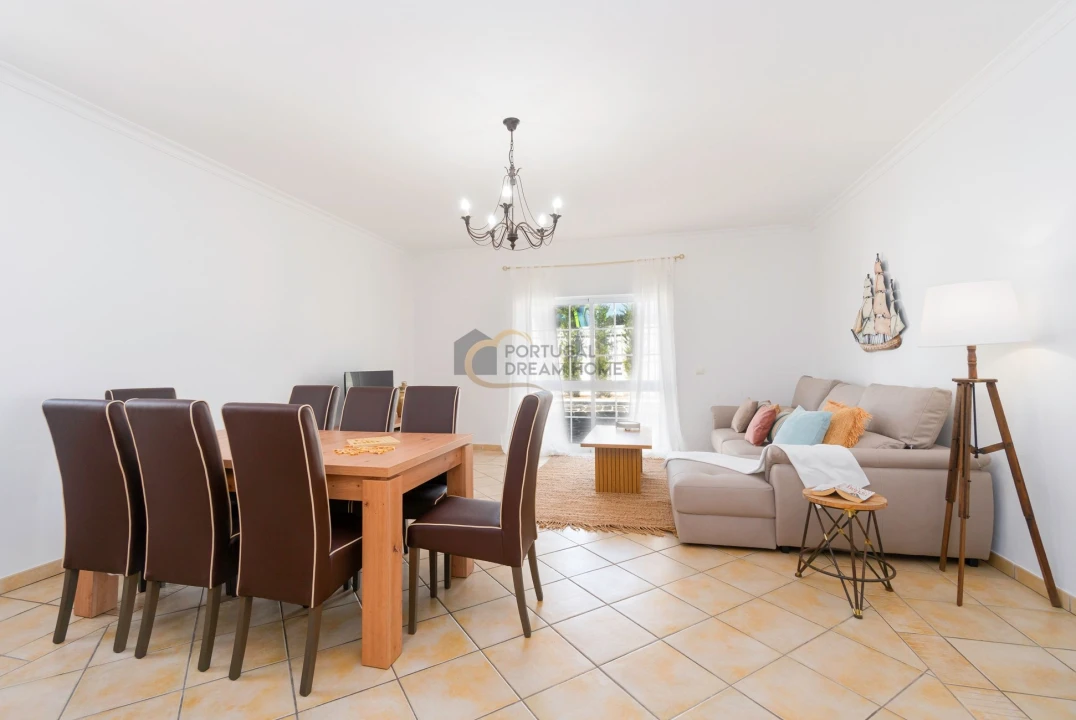 Moradia T3 para Venda em Guia Foto 6