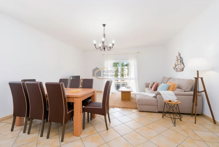 Moradia T3 para Venda em Guia Foto 6