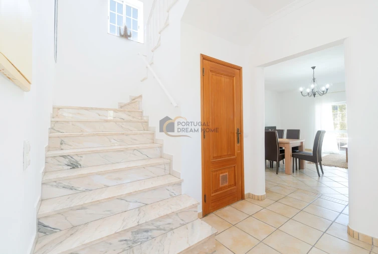 Moradia T3 para Venda em Guia Foto 12