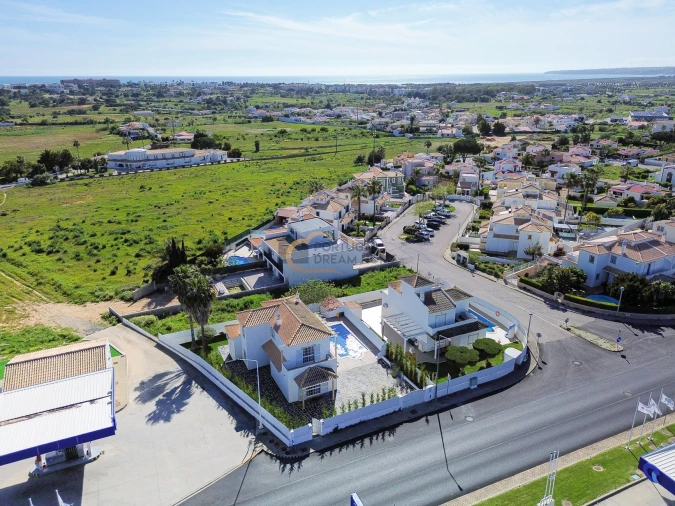 Moradia T3 para Venda em Guia Foto 34