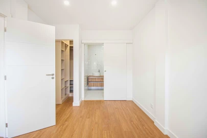 Apartamento T1 para Venda em Sesimbra (Santiago)