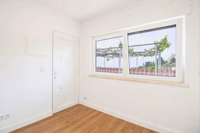 Apartamento T1 para Venda em Sesimbra (Santiago)