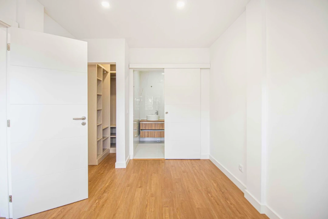 Apartamento T1 para Venda em Sesimbra (Santiago) Foto 13