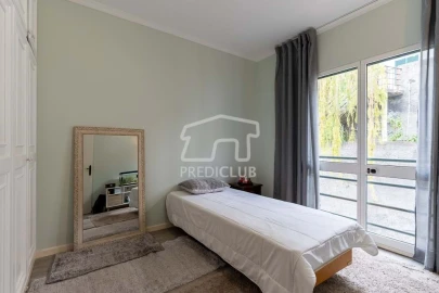 Apartamento T3 para Venda em Caniço