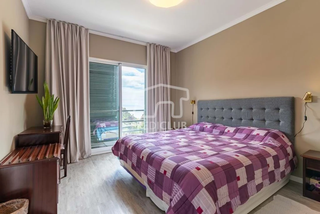 Apartamento T3 para Venda em Caniço Foto 13