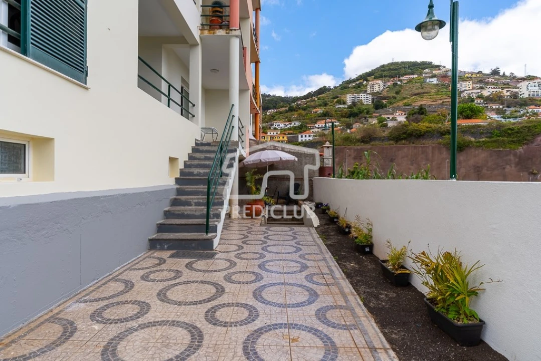 Apartamento T3 para Venda em Caniço Foto 19