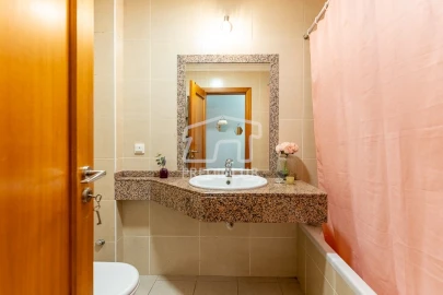 Apartamento T2 para Venda em Caniço