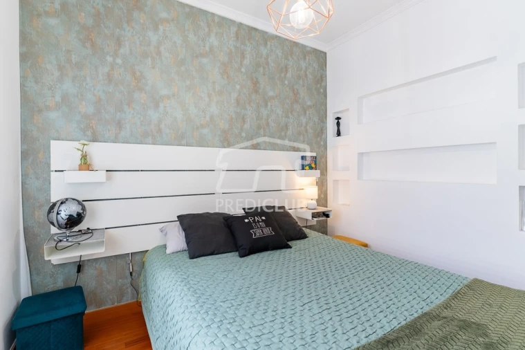 Apartamento T2 para Venda em Caniço Foto 9