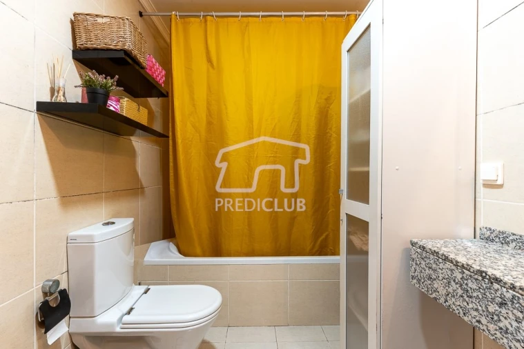 Apartamento T2 para Venda em Caniço Foto 11