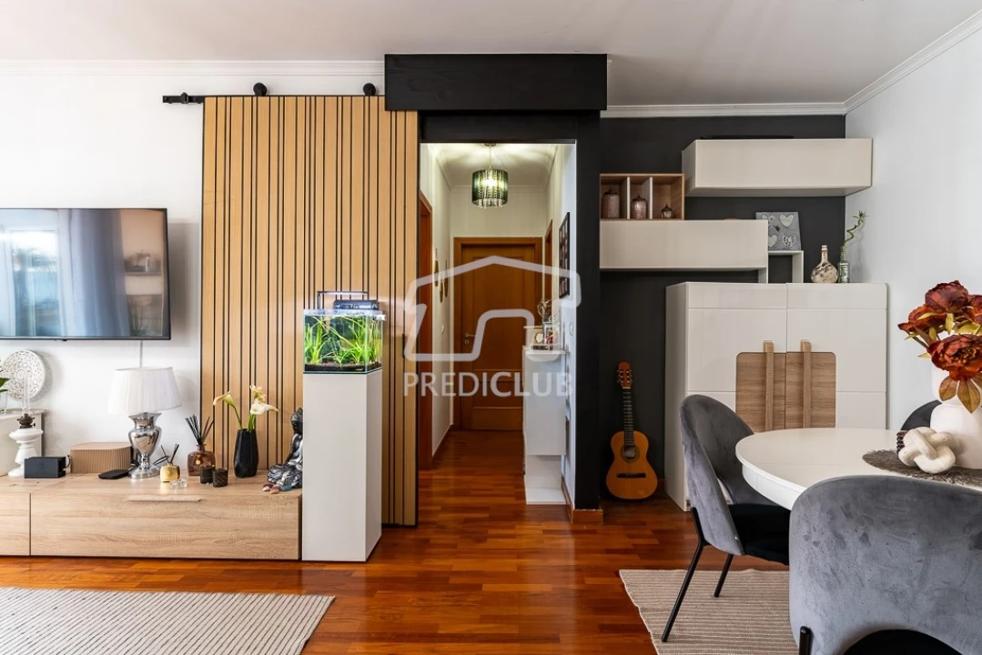 Apartamento T2 para Venda em Caniço Foto 8