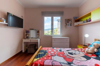 Moradia T2 para Venda em Santa Cruz