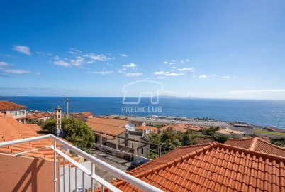 Moradia T2 para Venda em Santa Cruz