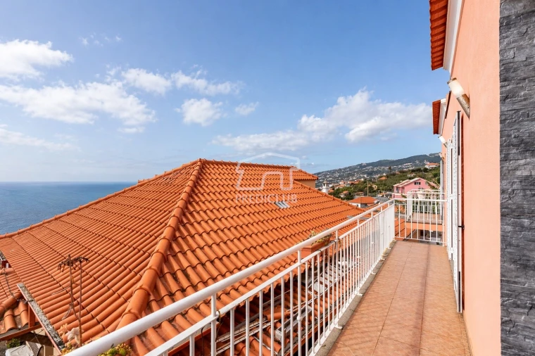 Moradia T2 para Venda em Santa Cruz Foto 28