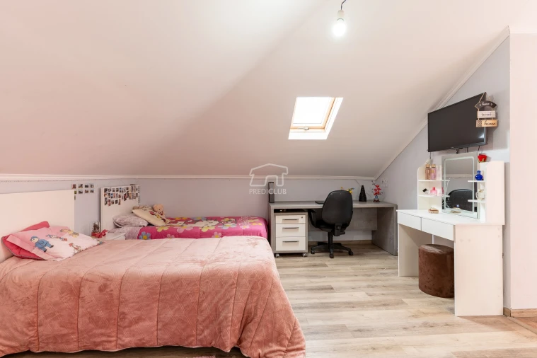 Moradia T2 para Venda em Santa Cruz Foto 9