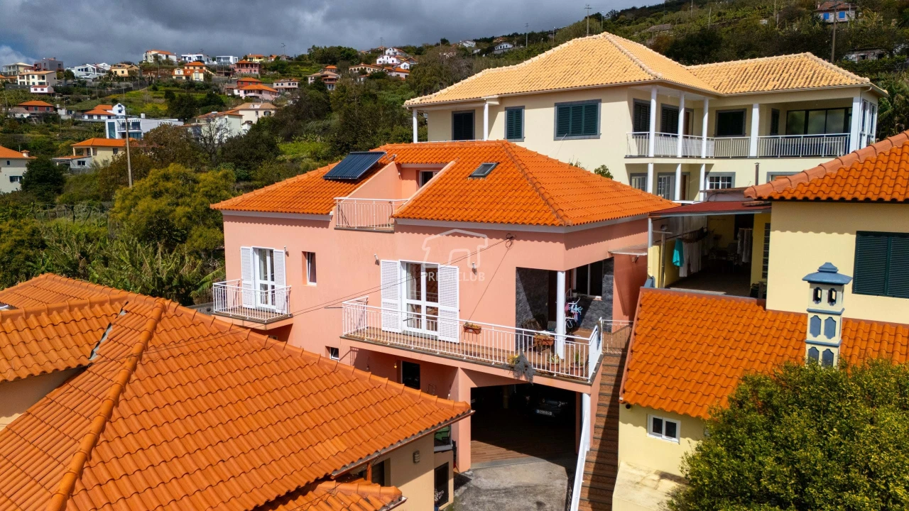 Moradia T2 para Venda em Santa Cruz Foto 7