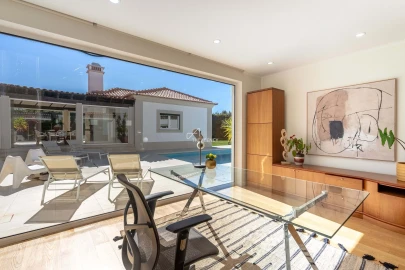 Moradia T5 para Venda em Agualva e Mira-Sintra