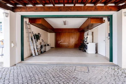 Moradia T5 para Venda em Agualva e Mira-Sintra