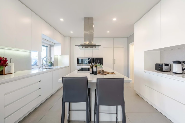 Moradia T5 para Venda em Agualva e Mira-Sintra Foto 33