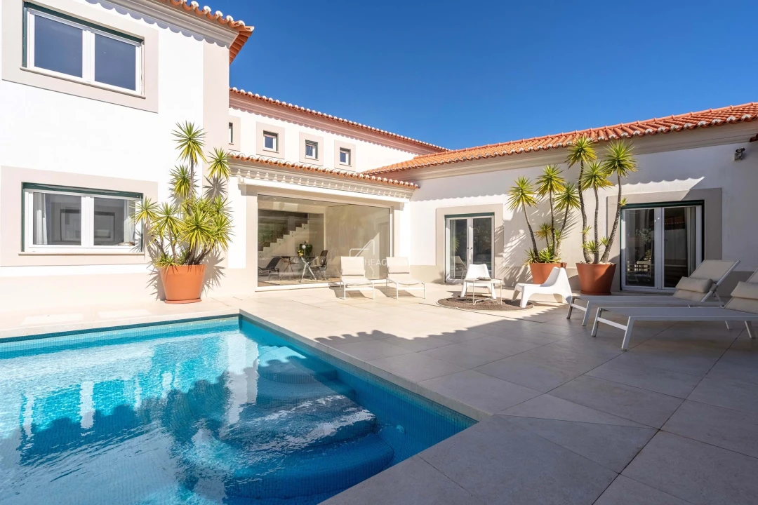 Moradia T5 para Venda em Agualva e Mira-Sintra Foto 4