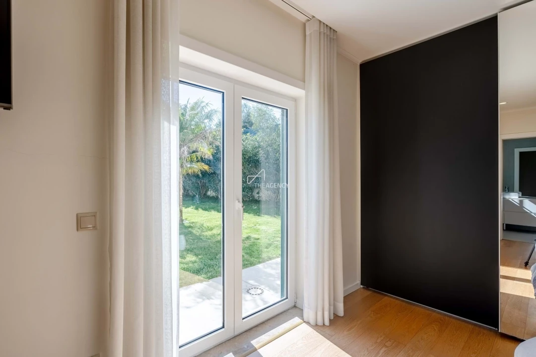 Moradia T5 para Venda em Agualva e Mira-Sintra Foto 46