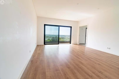 Apartamento T3 para Venda em Faro (Sé e São Pedro)