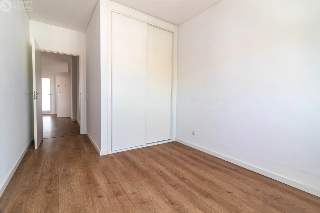 Apartamento T3 para Venda em Faro (Sé e São Pedro) Foto 14