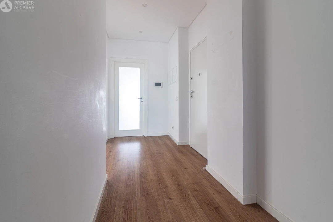 Apartamento T3 para Venda em Faro (Sé e São Pedro) Foto 3