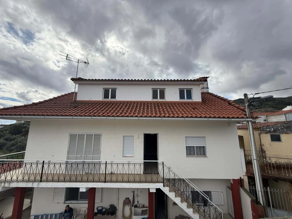 Moradia T3 para Venda em Vila Flor e Nabo Foto 2